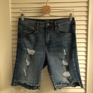Universal Thread Jean Cut Off Shorts Size 8